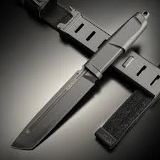 Extrema Ratio Giant Mamba Black