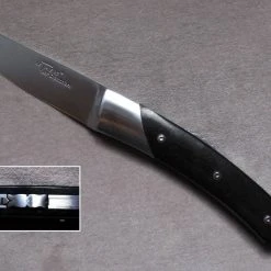 Thiers Chambriard Le Trappeur ébène